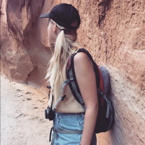 Meet your Posher, Aspenn - Picture 4 of 4